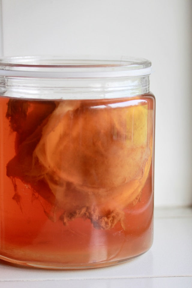 Descubre los sorprendentes beneficios del vinagre de kombucha para tu digestión